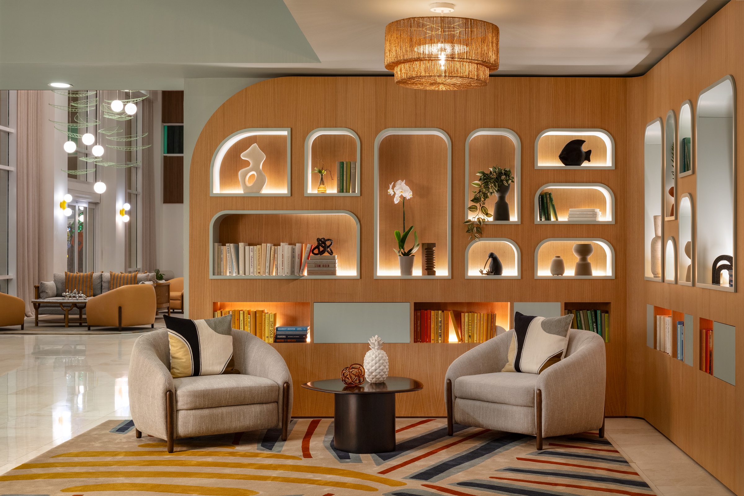Renaissance Lounge